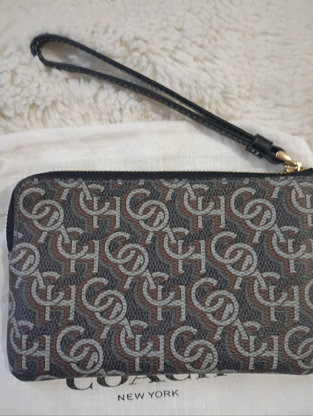 Coach Chain Monogram Wristlet - Picture 4 of 8